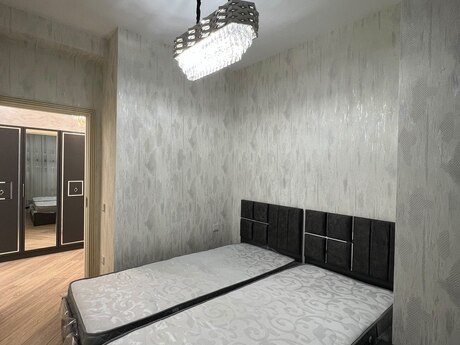 3-комнатная квартира, 78 м², 20 Yanvar: 255 000 ₼ 5