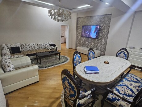 Elan №5778382 - Bakı, Qara Qarayev m., 3 otaqlı, 134 m², 3/16 mərtəbə