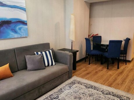 Kirayə 3 otaqlı mənzil, 130 m², Nəriman Nərimanov: 999 ₼/ay 2