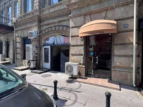 Elan №6330109 - Bakı, Sahil m., 3 otaqlı, 100 m², 2/2 mərtəbə
