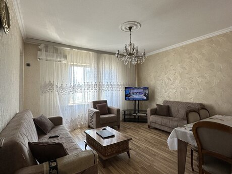 Elan №6330059 - Bakı, Nizami m., 3 otaqlı, 70 m², 8/16 mərtəbə