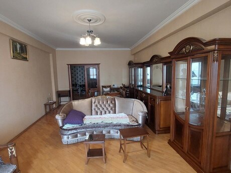 Объявление №6330185 - Баку, м. Нариман Нариманов, 3-комн., 110 м², 5/17 этаж