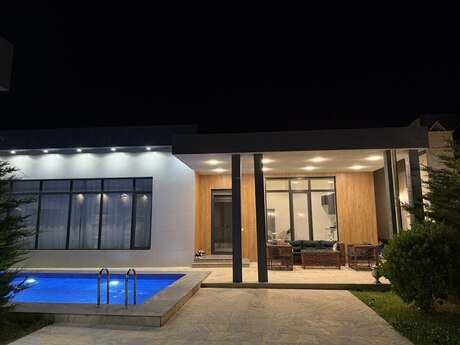 4 otaqlı həyət evi/bağ evi - Şüvəlan q. - 180 m²