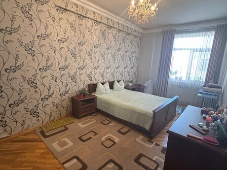3-комн. новостройка - м. Ази Асланов - 104 м²