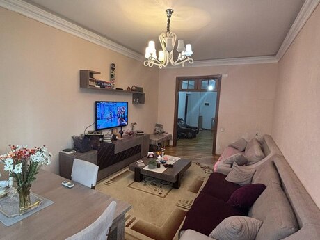 3-комн. новостройка - м. Ази Асланов - 104 м²