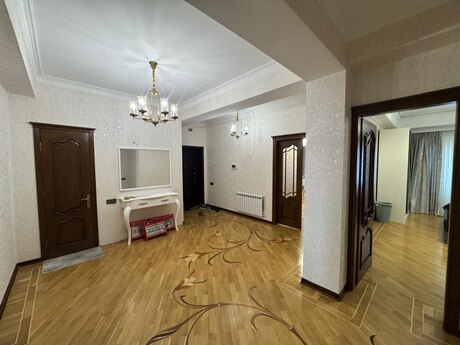3 otaqlı mənzil, 150 m², Elmlər Akademiyası: 470 000 ₼ 2