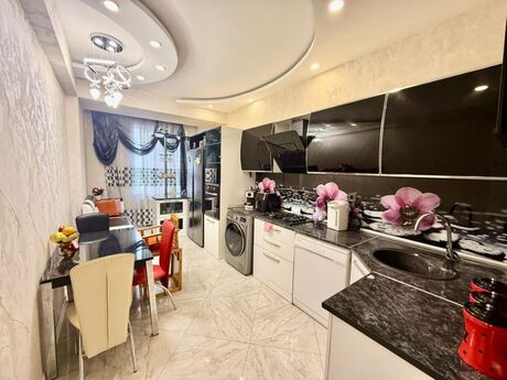Объявление №6330616 - Баку, м. Иншаатчылар, 4-комн., 156 м², 6/16 этаж