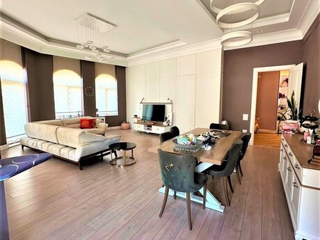 Объявление №6330572 - Баку, м. Нариман Нариманов, 5-комн., 235 м², 8/8 этаж