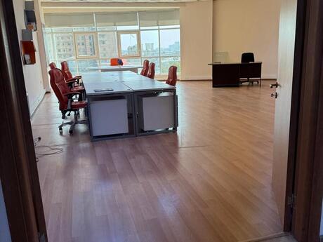 5 otaqlı ofis - Sahil m. - 250 m²