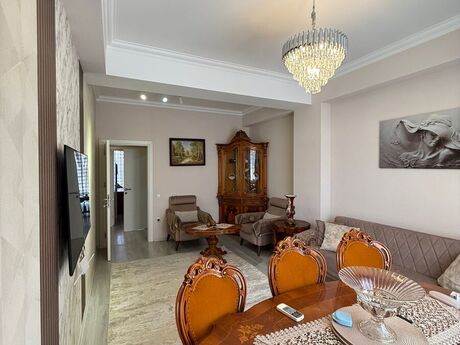 2-комн. новостройка - м. 20 января - 75 м²