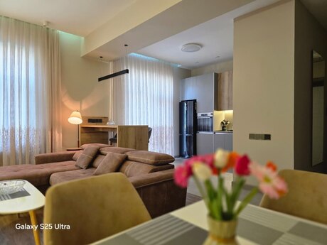 2 otaqlı yeni tikili - Şah İsmayıl Xətai m. - 90 m²