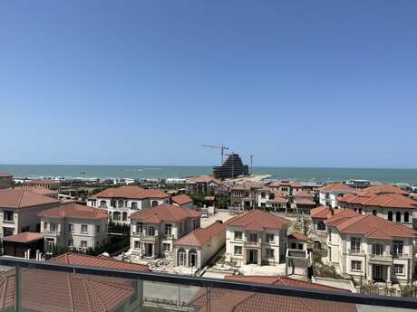 Объявление №6330712 - Баку, пос. Sea Breeze, 4-комн., 215 м², 5/5 этаж