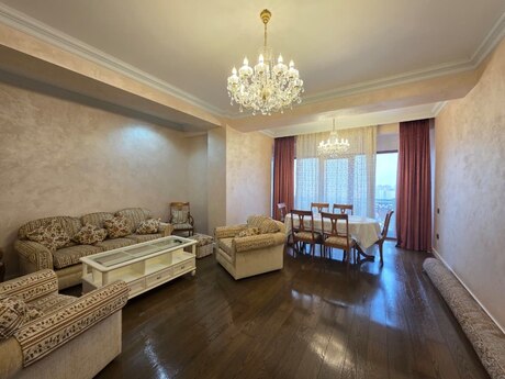 Kirayə 3 otaqlı mənzil, 160 m², Roseville Residence: 3 000 ₼/ay 3