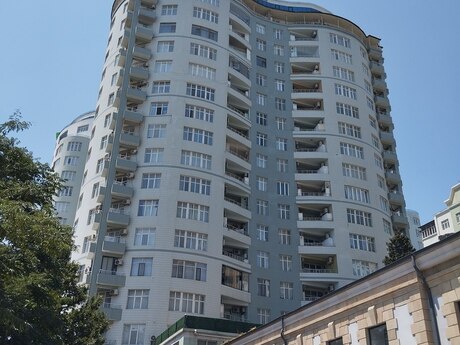 Объявление №6330870 - Баку, м. 28 мая, 2400 м²