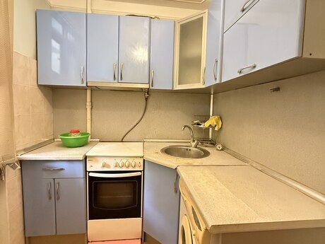 2-комн. вторичка - м. Иншаатчылар - 60 м²