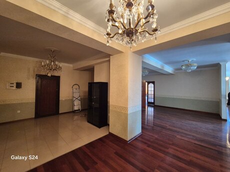 Kirayə 5 otaqlı mənzil, 400 m², 28 May: 2 200 ₼/ay 4