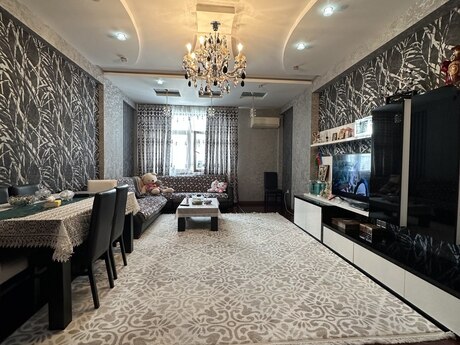 3-комнатная квартира, 124 м², Nəriman Nərimanov: 349 000 ₼ 2