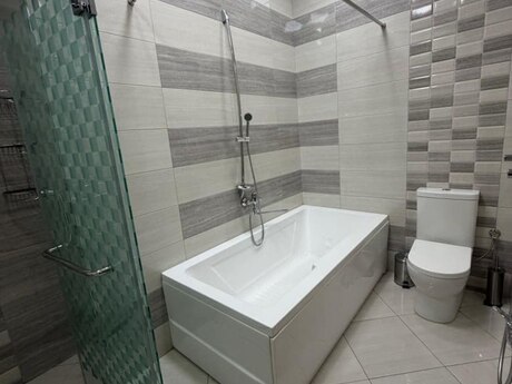 6 otaqlı mənzil, 340 m², Sahil: 1 000 000 ₼ 4