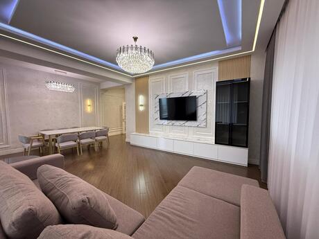 3-room apartment for rent, 160 m², Ağ şəhər: 3 000 ₼/mo 5