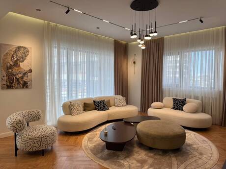 Kirayə 3 otaqlı mənzil, 160 m², Ağ şəhər: 3 500 ₼/ay 4