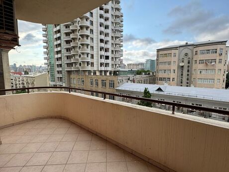 Elan №6331364 - Bakı, 28 May m., 4 otaqlı, 230 m², 7/20 mərtəbə