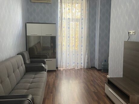 3 otaqlı mənzil, 70 m², İçəri Şəhər: 300 000 ₼ 2