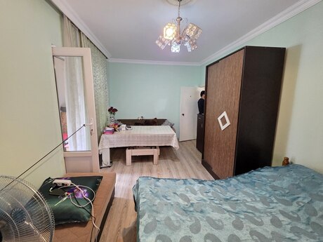 Elan №6331487 - Bakı, 9-cu mikrorayon q., 1 otaqlı, 50 m², 3/9 mərtəbə