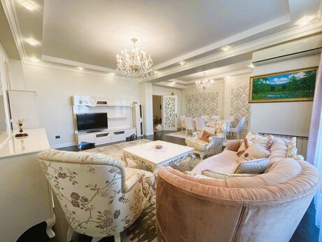 Elan №6331497 - Bakı, İçəri Şəhər m., 4 otaqlı, 240 m², 13/14 mərtəbə