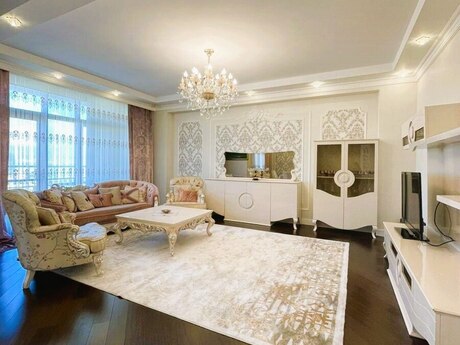 4-room new-build apartment for sale in İçəri Şəhər, 240 m², 890 000 AZN, photo 5 / 12