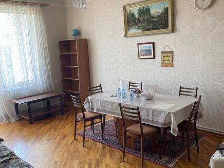 Аренда: 3-комнатная квартира, 80 м², Elmlər Akademiyası: 850 ₼/мес 2