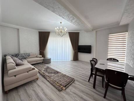 Elan №6331553 - Bakı, Ağ şəhər q., 3 otaqlı, 125 m², 2/8 mərtəbə