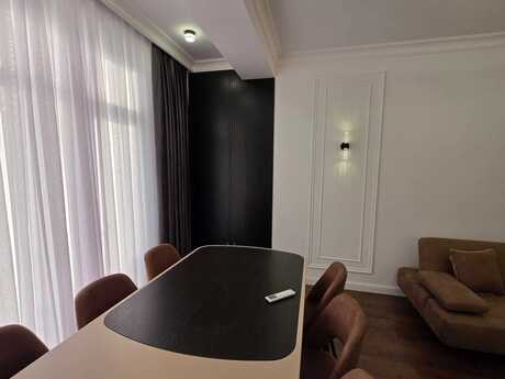 Сдаётся 2-комнатная квартира в новостройке, Nəriman Nərimanov, 105 м², 1 300 AZN/мес, фото 5 / 12
