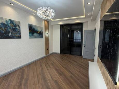 3-комн. новостройка - м. Ази Асланов - 80 м²