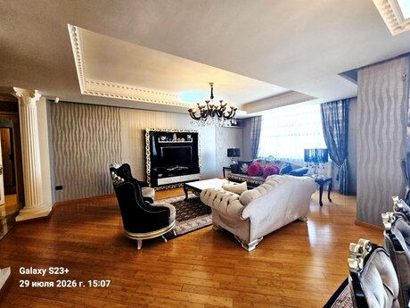 5-комнатная квартира, 299 м², Elmlər Akademiyası: 880 000 ₼ 5