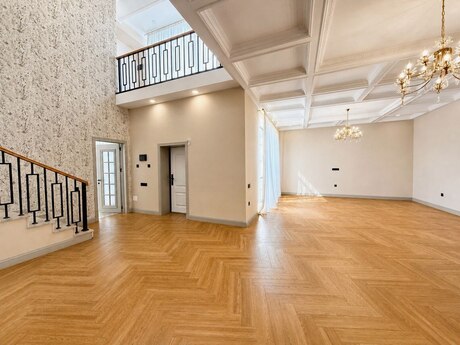 4-комн. дом/дача - пос. Бадамдар - 222 м²