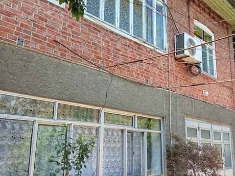 Квартира в аренду ниже рыночной цены в Cavanşir küçəsi