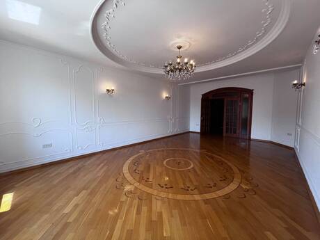 4-room apartment for rent, 180 m², Nizami: 2 500 ₼/mo 4