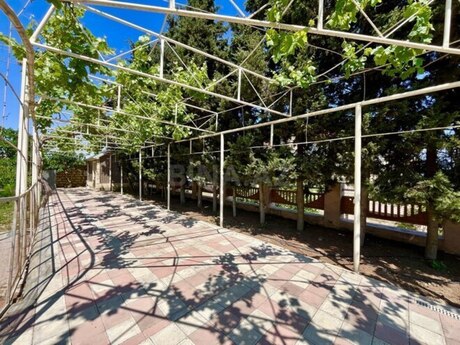 Görədildə 8 otaqlı həyət evi satılır, 440 m², 450 000 AZN, şəkil 4 / 12