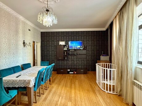 2 otaqlı mənzil, 100 m², 8 Noyabr: 313 000 ₼ 2