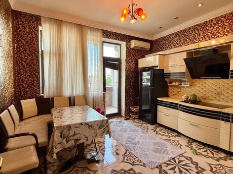 2 otaqlı mənzil, 100 m², 8 Noyabr: 313 000 ₼ 5