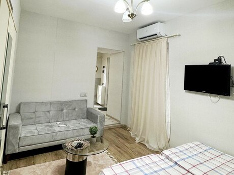 Elan №6330589 - Bakı, Nizami m., 1 otaqlı, 35 m², 1/2 mərtəbə