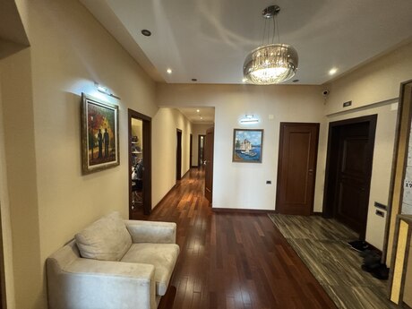 5-room apartment, 250 m², 28 May: 850 000 ₼ 3