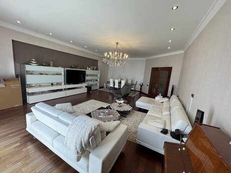 5-room apartment, 250 m², 28 May: 850 000 ₼ 4
