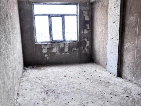4 otaqlı mənzil, 110 m², Neftçilər: 242 000 ₼ 3