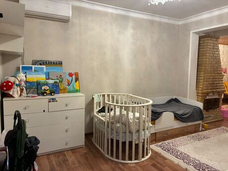 3 otaqlı köhnə tikili - 20 Yanvar m. - 75 m²