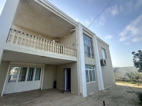 4 otaqlı həyət evi, 200 m², Görədil: 180 000 ₼ 2