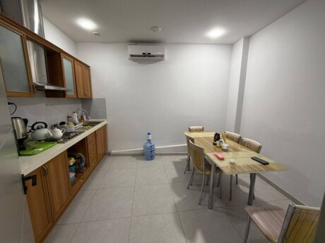 5 otaqlı ofis - Ağ şəhər q. - 235 m²