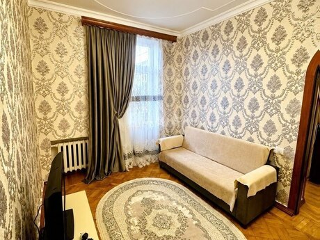 Elan №6333065 - Bakı, 28 May m., 2 otaqlı, 60 m², 3/4 mərtəbə