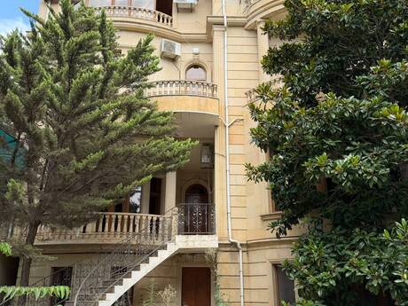 12 otaqlı həyət evi, 620 m², Nərimanov: 1 500 000 ₼ 2