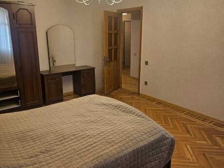 Kirayə 3 otaqlı mənzil, 100 m², Elmlər Akademiyası: 1 100 ₼/ay 5